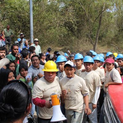 06 Mineros En La Puya